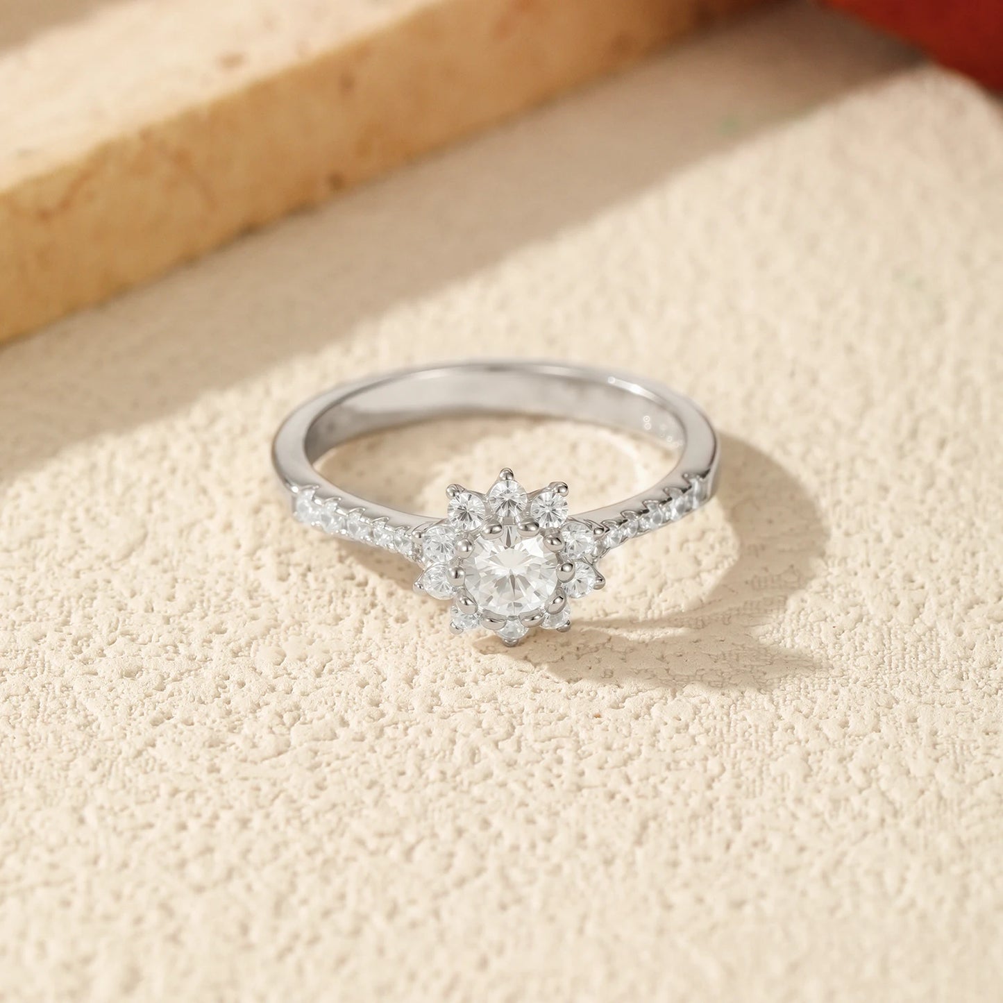 Solitário Queen Moissanite em Prata 925