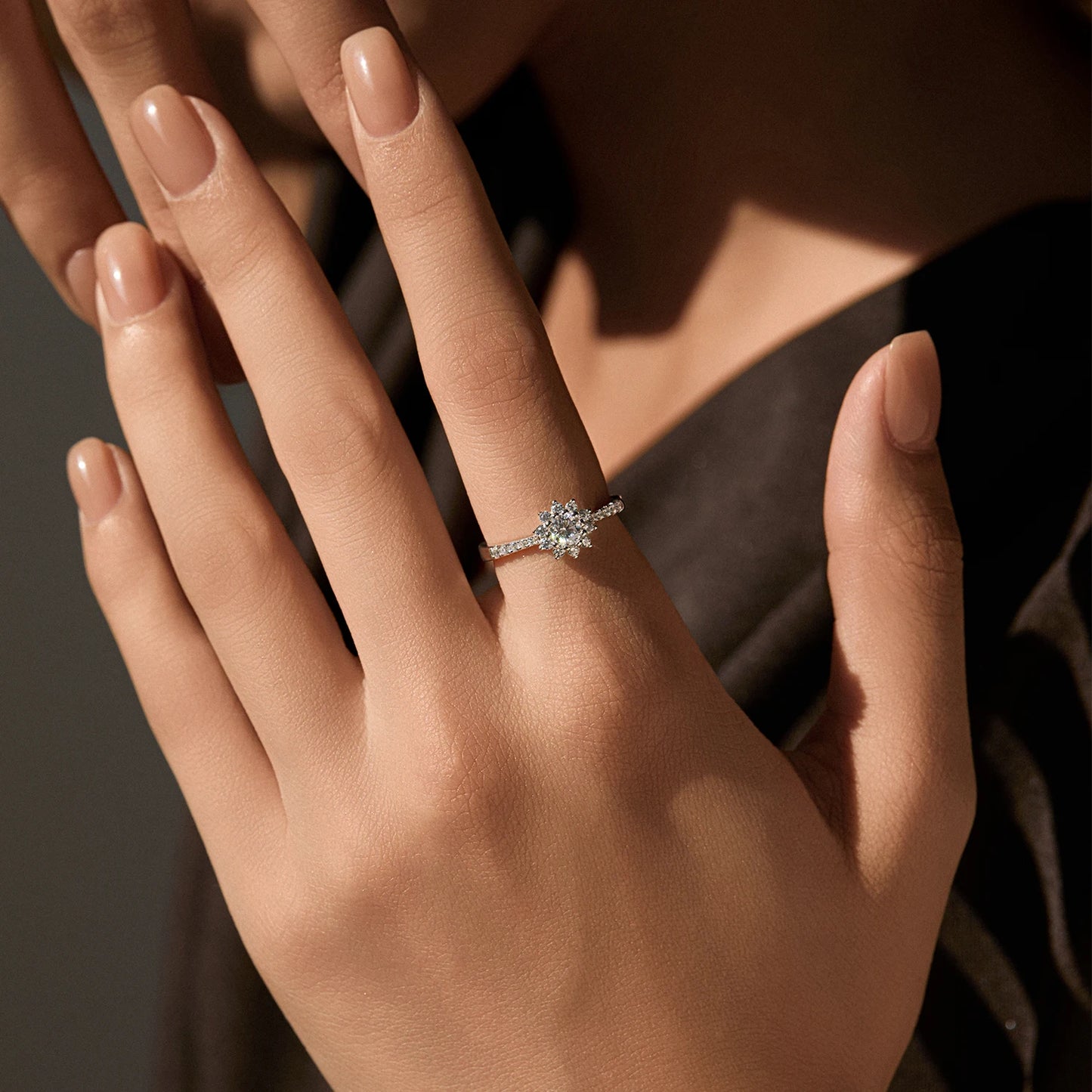 Solitário Queen Moissanite em Prata 925